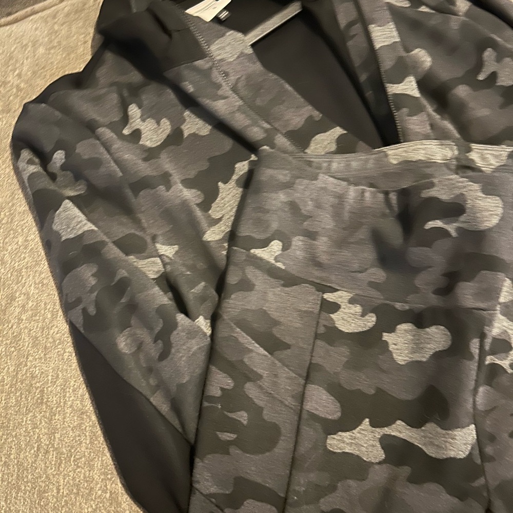 Jacket and pants. Cabi.